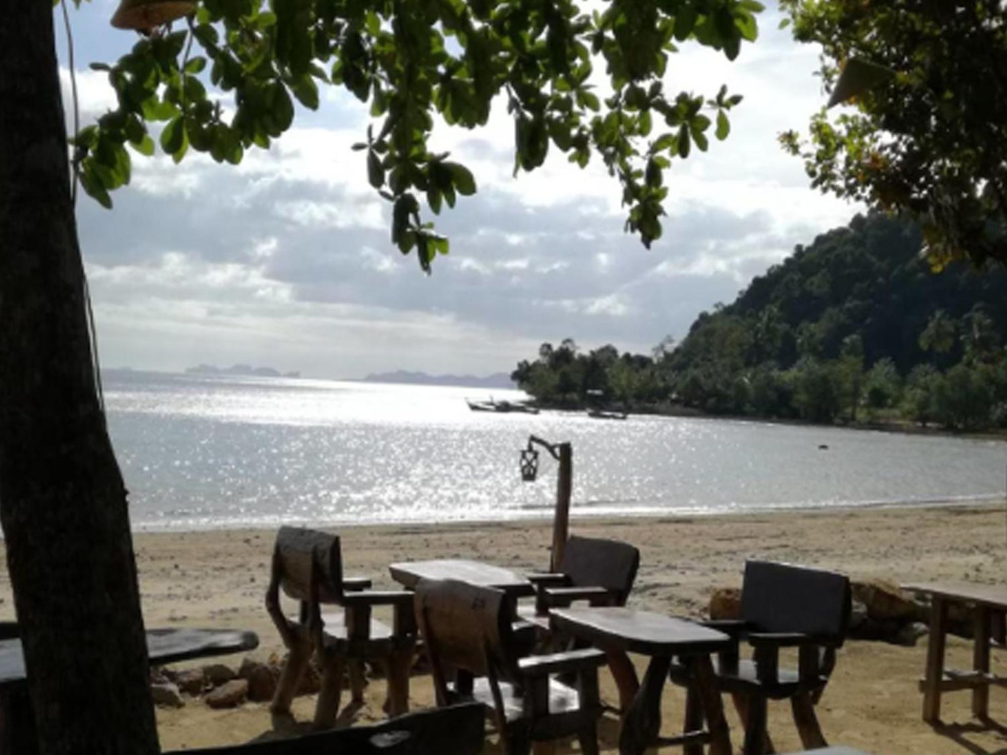 Room In Bungalow - Breathtaking Cottage Of Koh Pu Koh Jum Bagian luar foto