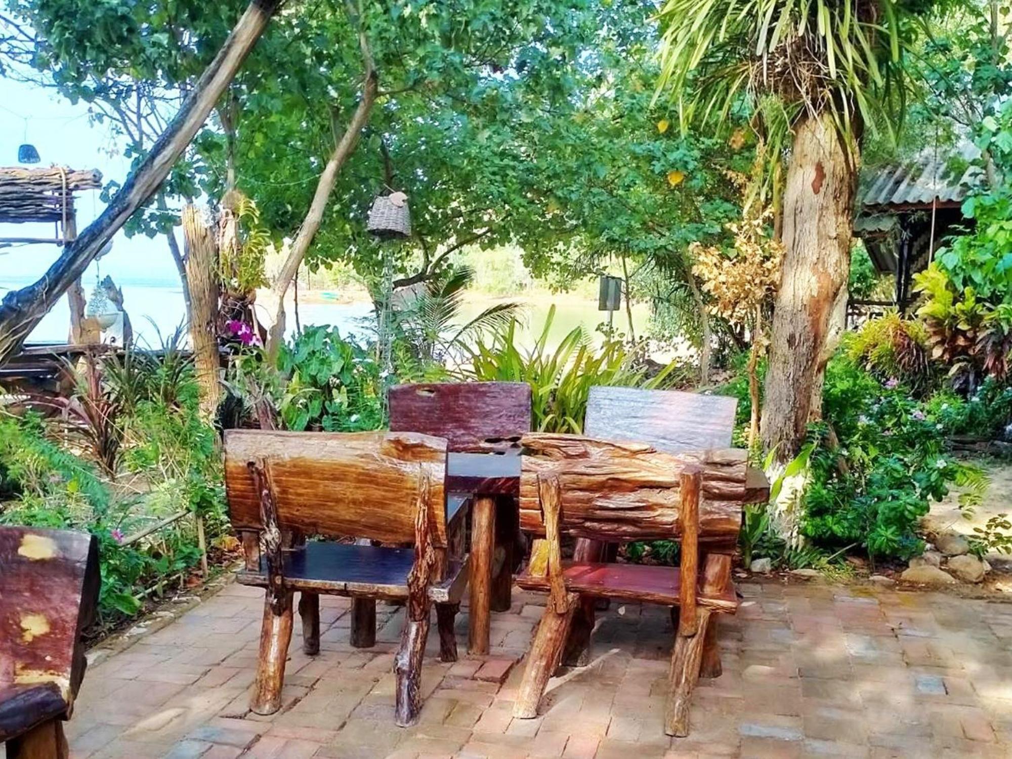 Room In Bungalow - Breathtaking Cottage Of Koh Pu Koh Jum Bagian luar foto