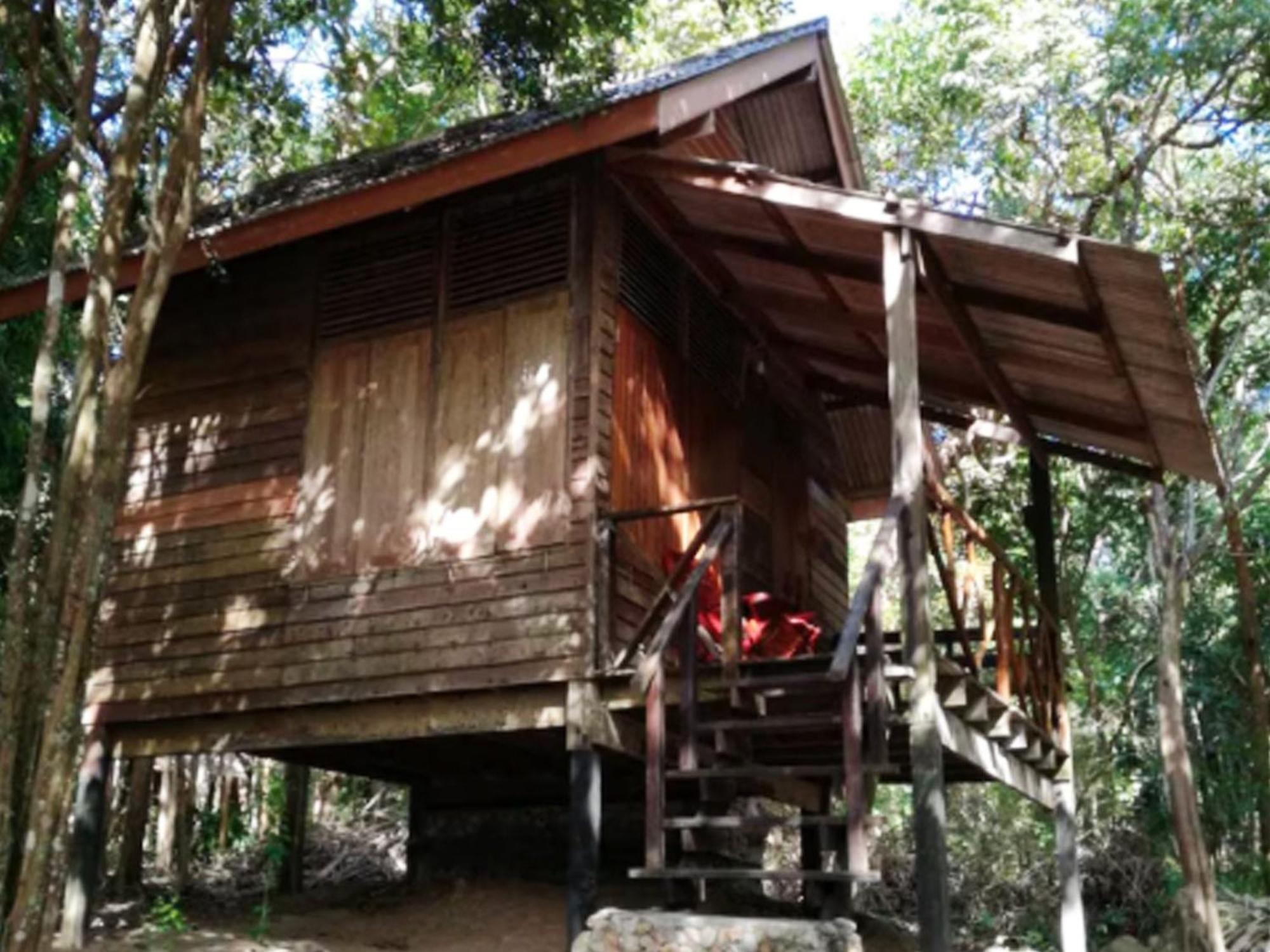 Room In Bungalow - Breathtaking Cottage Of Koh Pu Koh Jum Bagian luar foto